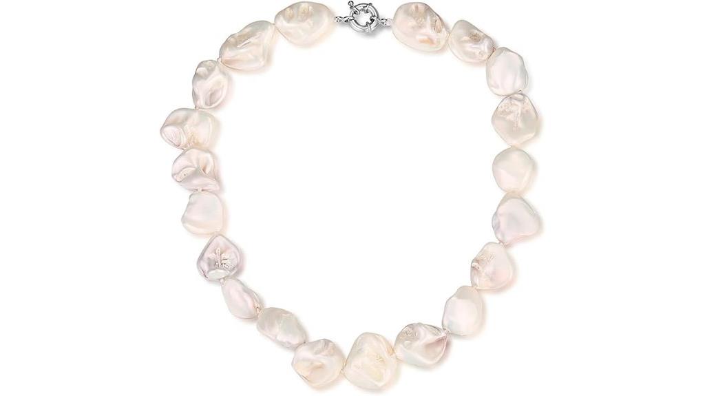 elegant pearl necklace