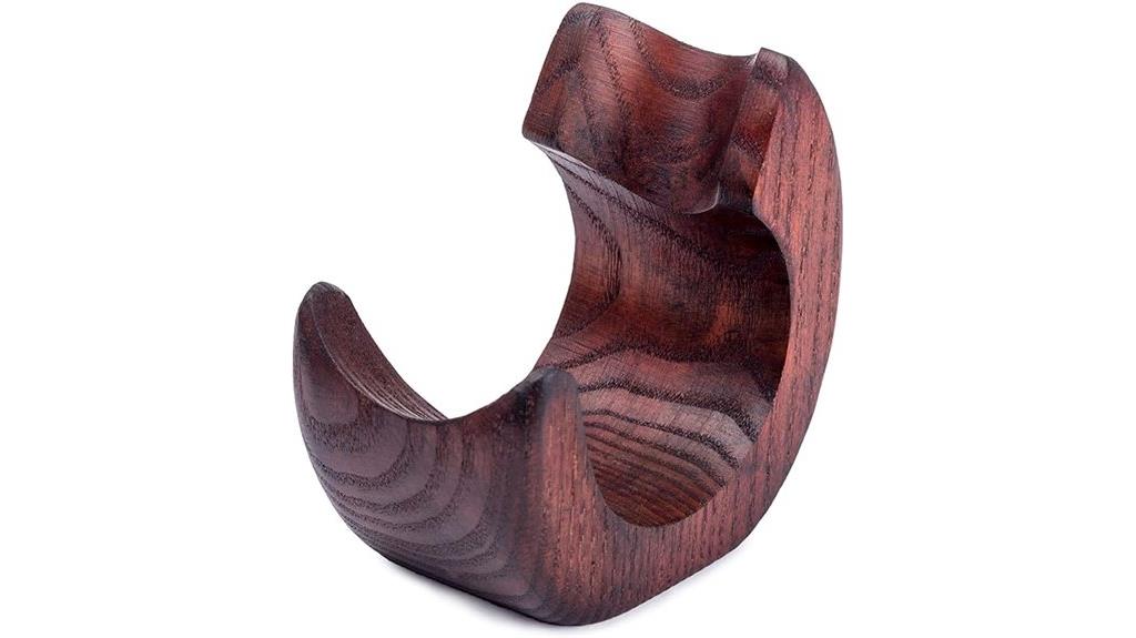 wooden snail pipe holder
