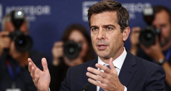 clarify correct reiterate defend